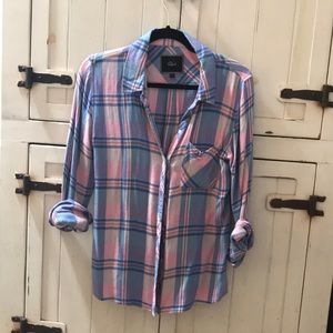 Rails link and blue top. Has been washed.